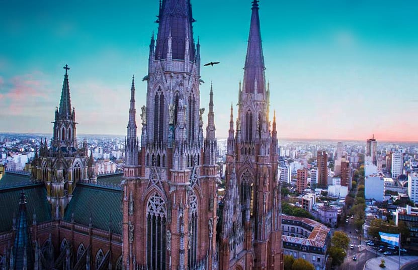 Catedral de La Plata, la más grande de Sudamérica - AyC